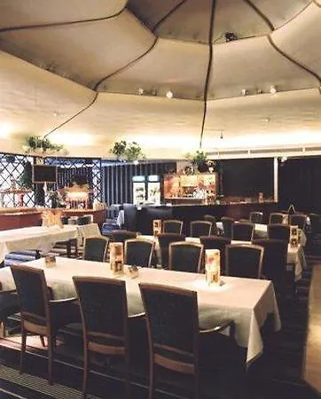 Hotel Kiannon Kuohut فندق سْوُوموسالمِ